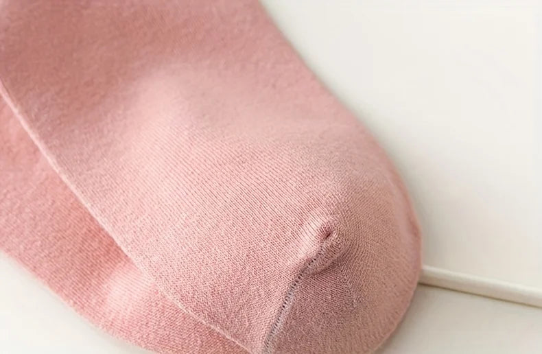 5 Pairs Letter Print Socks Comfy & Breathable