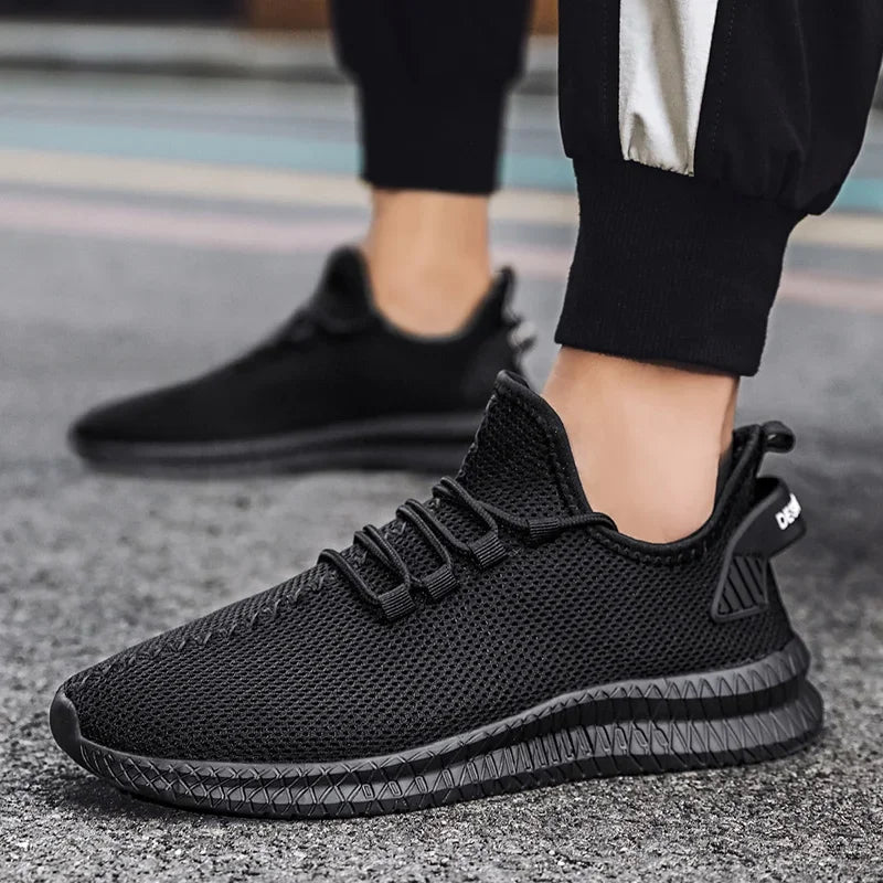 Men's Lightweight Mesh Running Trainers, image 14 of 30