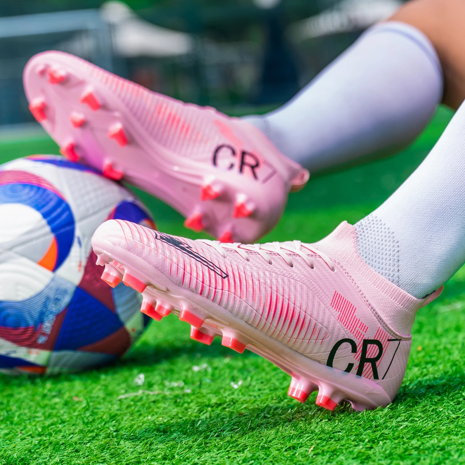 Unisex Soccer Shoes High-Tops Lace-Up Non-Slip Spikes Outdoor