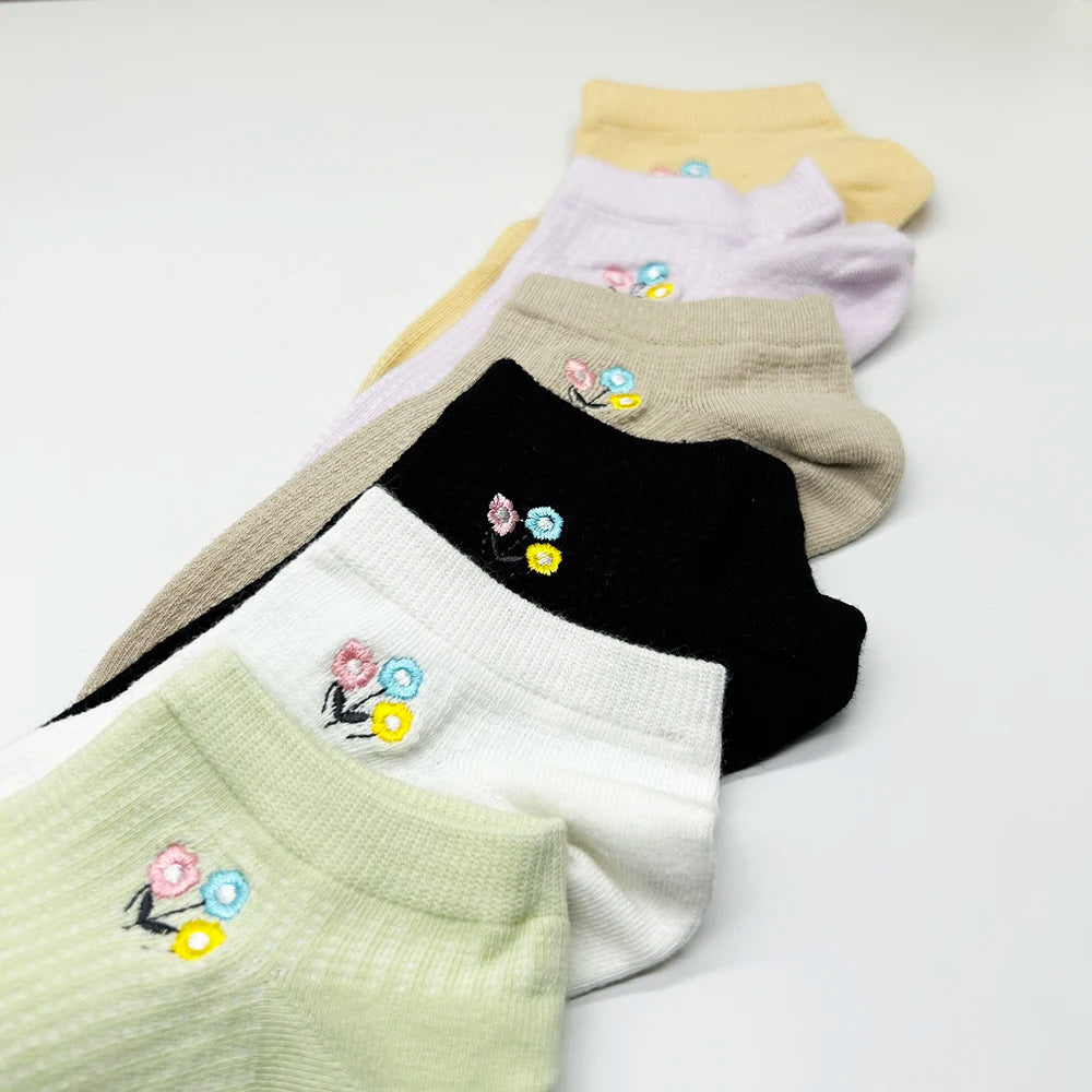 4 Pairs Cotton Women's Boat Socks No Show