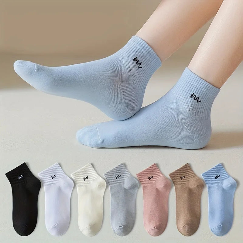 5 Pairs Letter Print Socks Comfy & Breathable