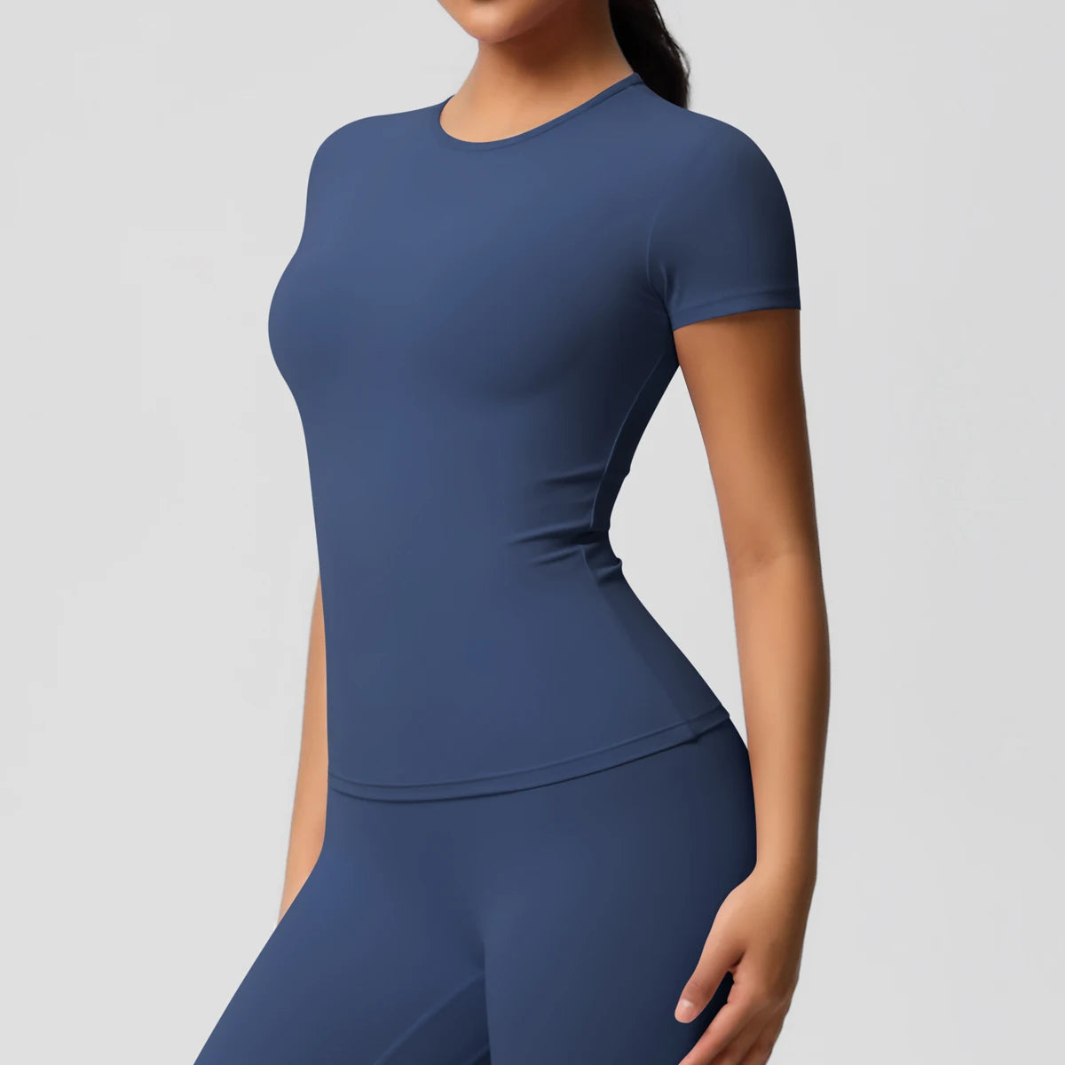 Women's Breathable High-Stretch Workout Top, image 13 of 42