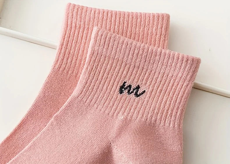 5 Pairs Letter Print Socks Comfy & Breathable