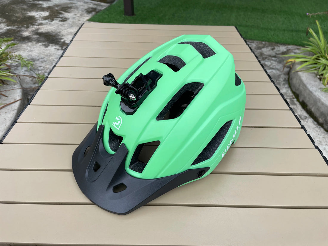 Lightweight Road and MTB Helmet, 56-62cm