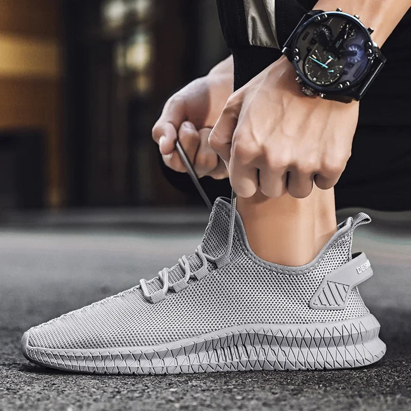 Men's Lightweight Mesh Running Trainers, image 26 of 30