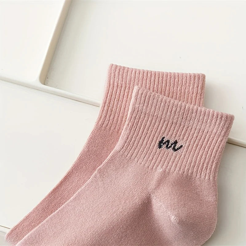 5 Pairs Letter Print Socks Comfy & Breathable