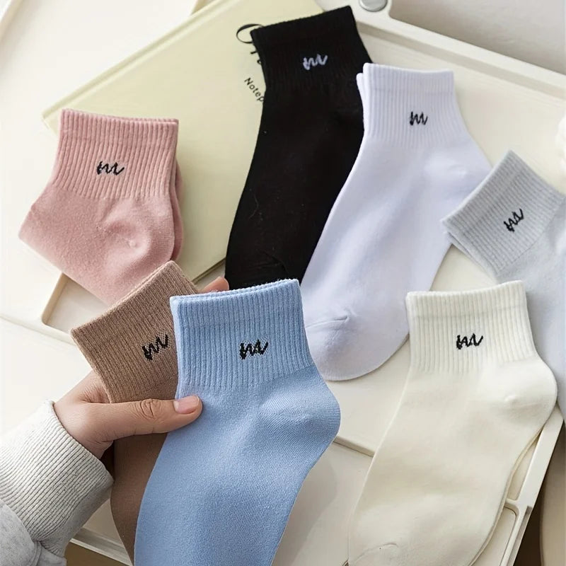 5 Pairs Letter Print Socks Comfy & Breathable