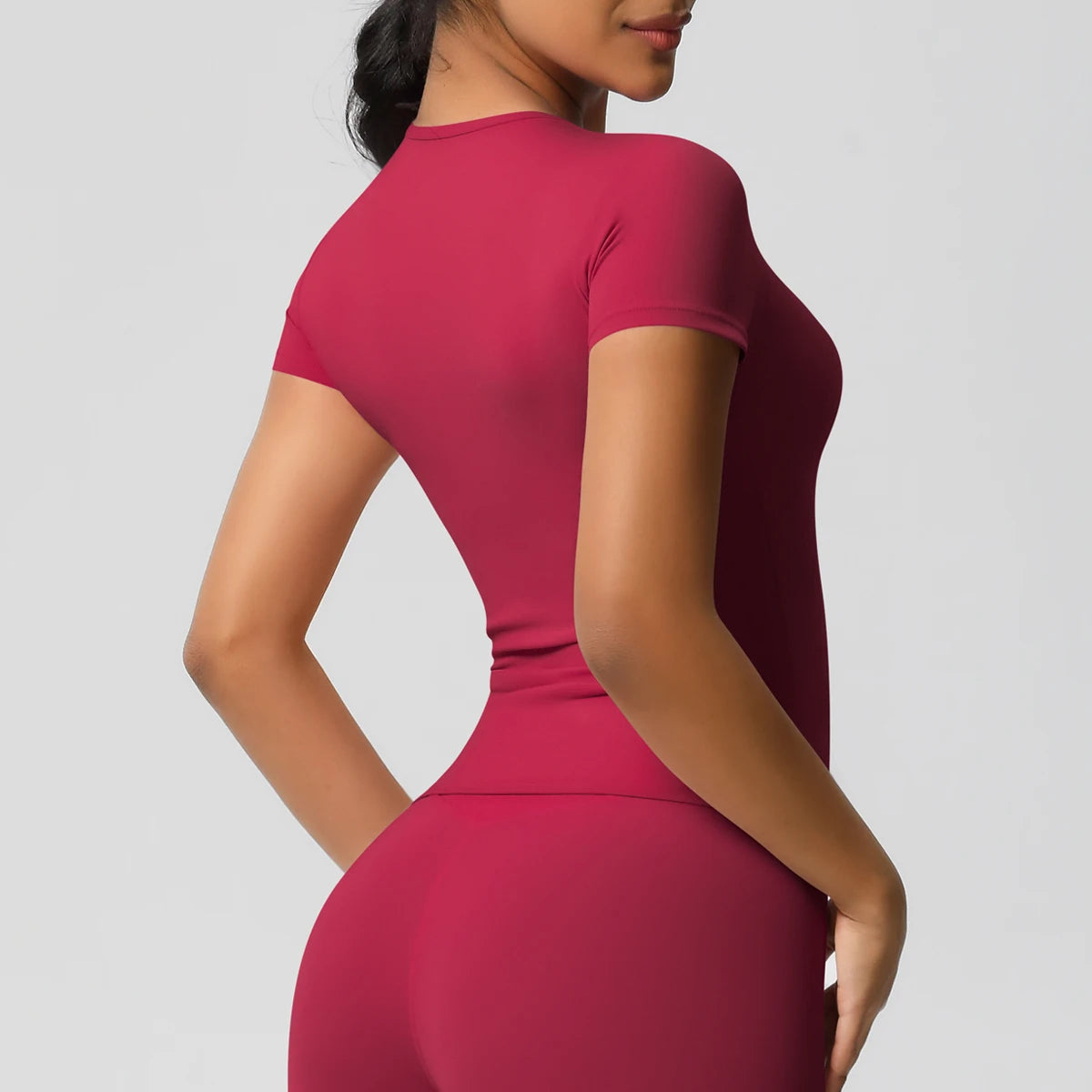 Women's Breathable High-Stretch Workout Top, image 30 of 42