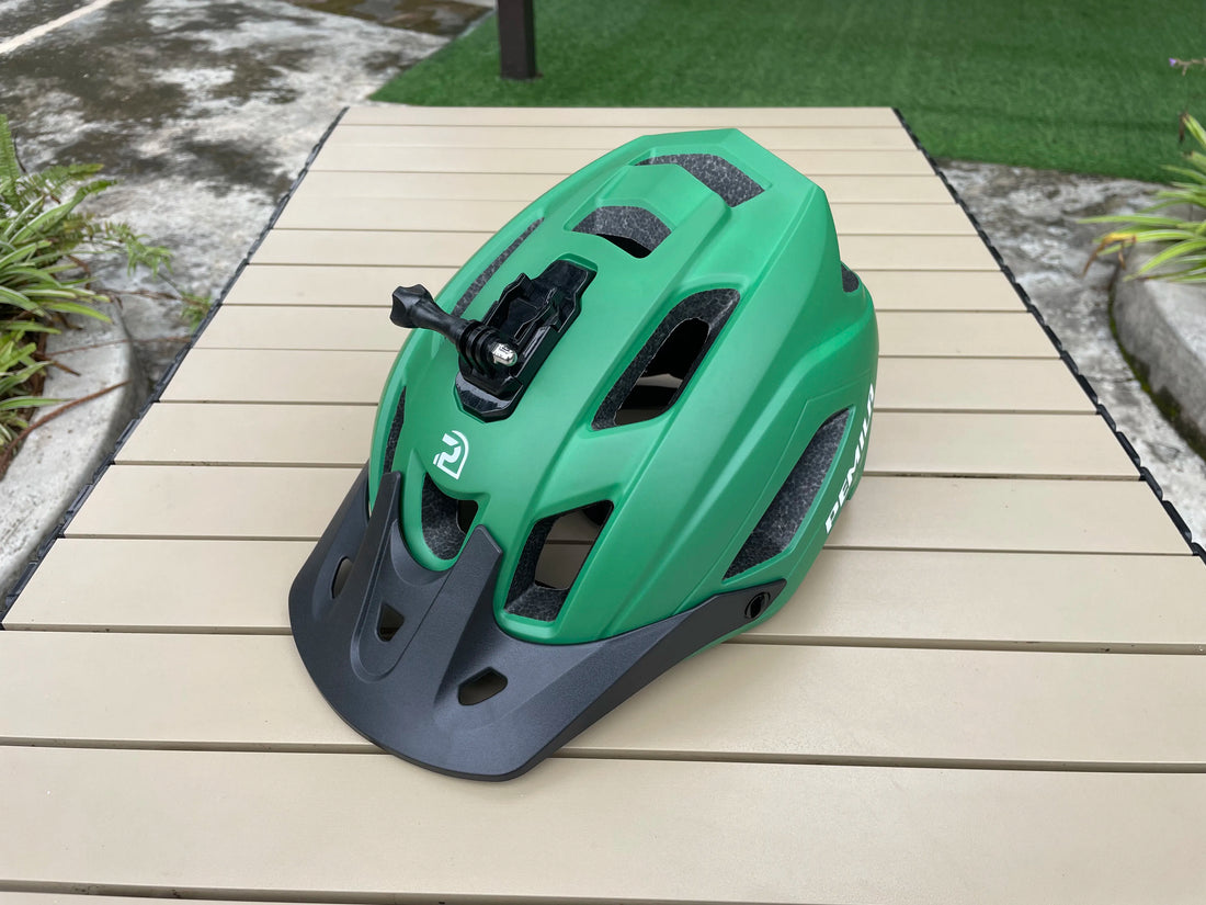 Lightweight Road and MTB Helmet, 56-62cm
