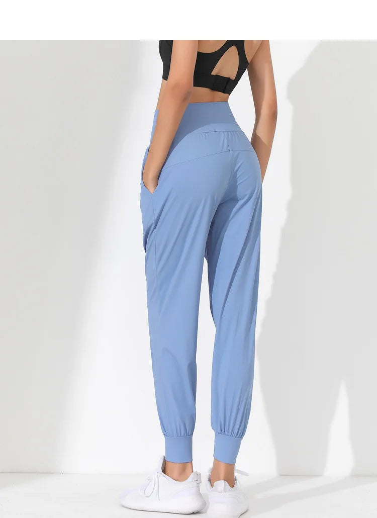 Women's Loose-Fit Cuffed Running Joggers, image 12 of 28
