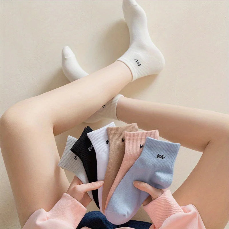 5 Pairs Letter Print Socks Comfy & Breathable