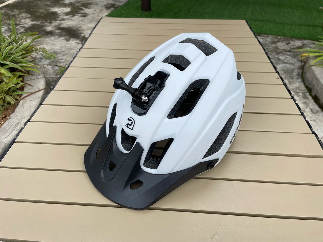 Lightweight Road and MTB Helmet, 56-62cm